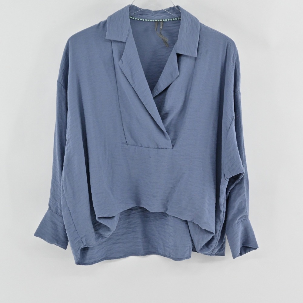 Anthropologie Dylon Long-Sleeve Wide-Placket Top Womens Size XS Blue Boho Drapey